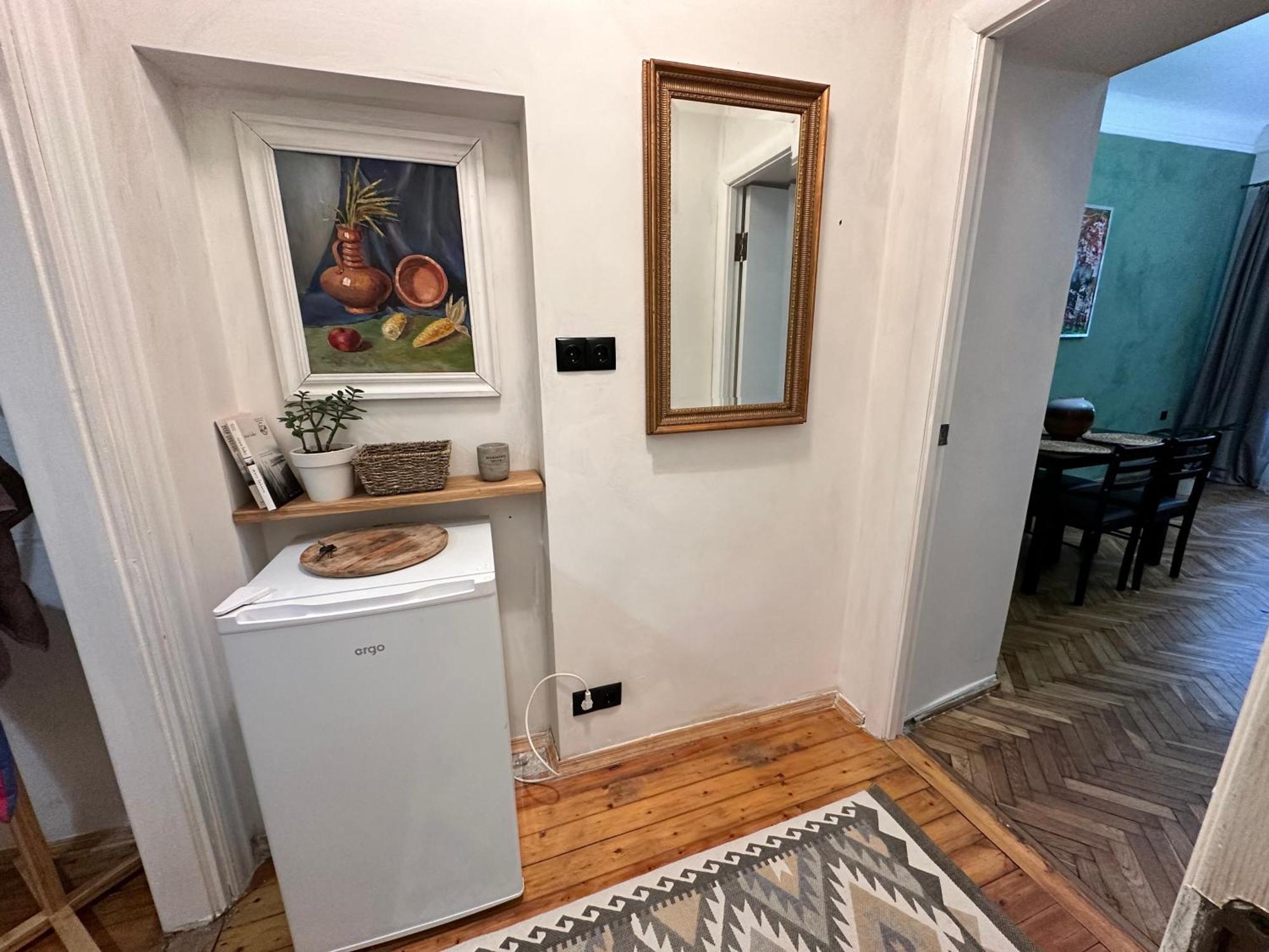 Art Apartment On Kylisha Str Λβιβ Εξωτερικό φωτογραφία