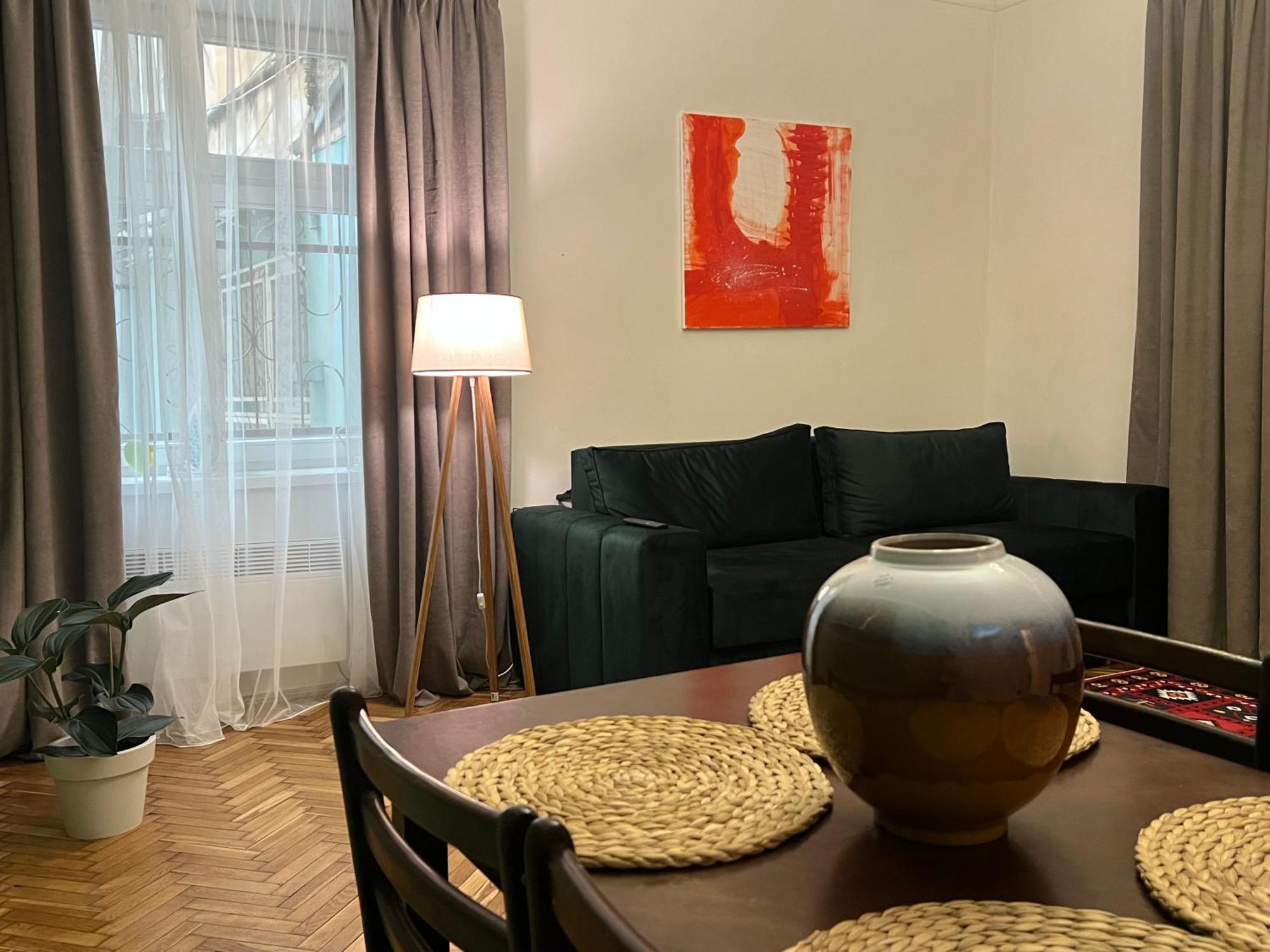 Art Apartment On Kylisha Str Λβιβ Εξωτερικό φωτογραφία
